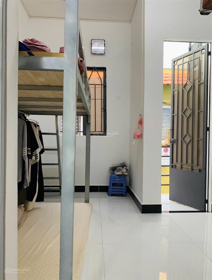 Tôi bán nhà 45 m2, 1 trệt, 2 lầu, ôtô đến nhà, tuyệt đẹp, quận 7, giá  1,29 tỷ