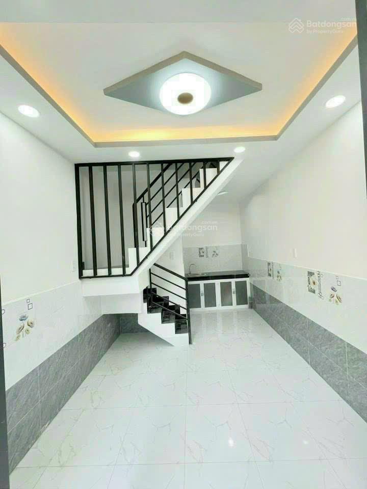 Tôi bán nhà 34 m2 sd, 1 trệt, 1 lầu, tuyệt đẹp, quận 7, giá 980 triệu