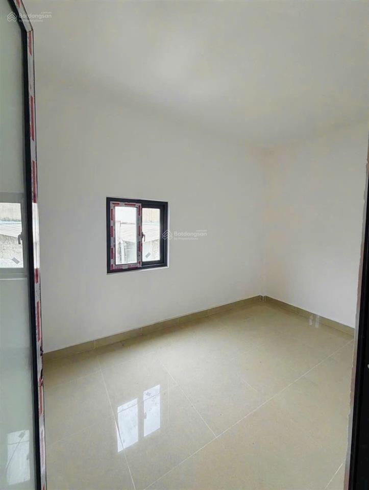 Tôi bán nhà nhà 72 m2, sổ hồng riêng, 1 trệt. 1 lầu, tuyệt đẹp. quận 7. giá 2,65 tỷ