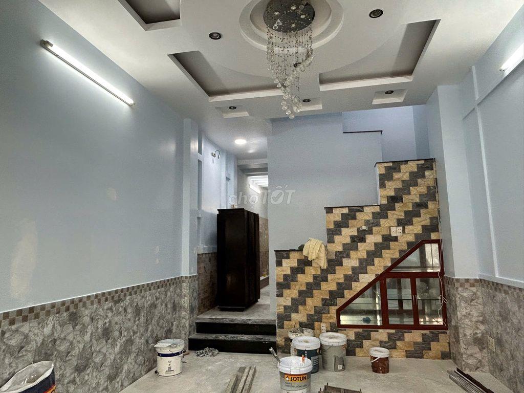 Cho Thuê Nhà 3 Lầu Hẻm Đường Lâm Thị Hố Phường Tân Chánh Hiệp Q12