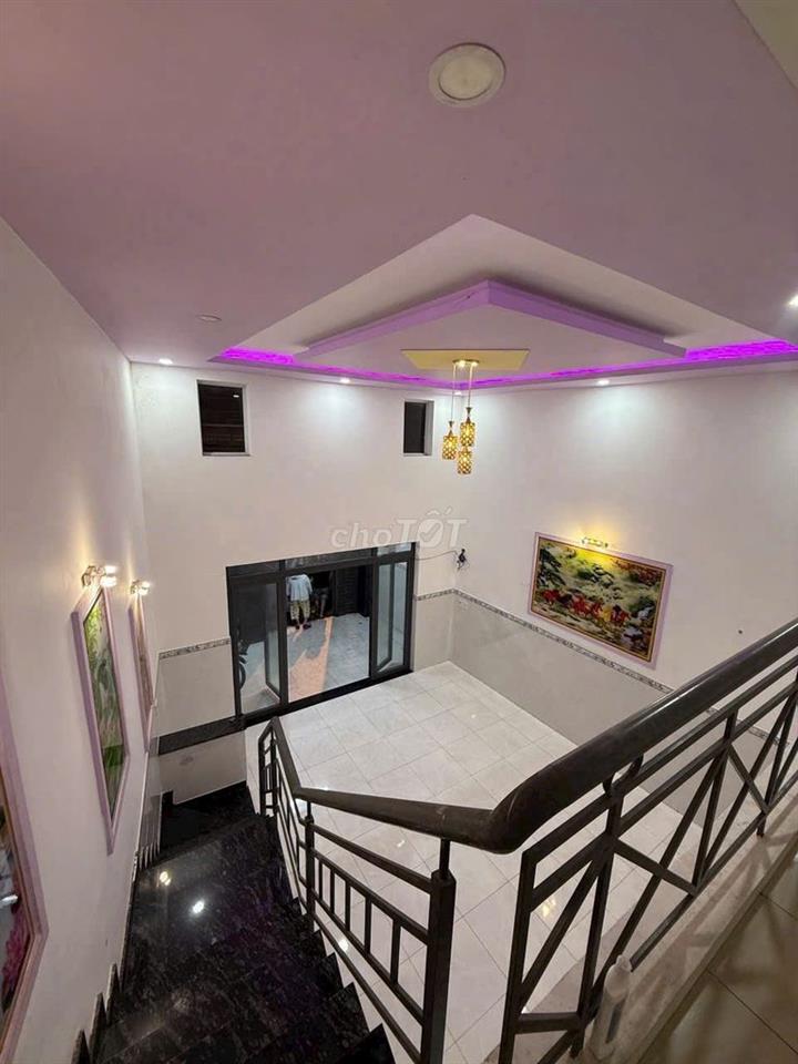 Cho thuê nhà nguyên căn giá rẻ phường Tân Chánh Hiệp Quận 12