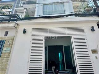 CHO THUÊ NHÀ NGUYÊN CĂN DT: 5X20. NHÀ 5 LẦU GIÁ RẺ. HỢP ĐỒNG LÂU DÀI 