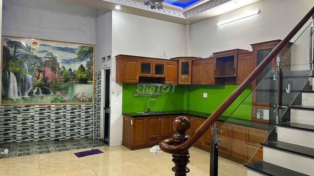 CHO THUÊ NHÀ GIÁ RẺ - HẺM 10M Ô TÔ ĐỂ TRONG NHÀ 