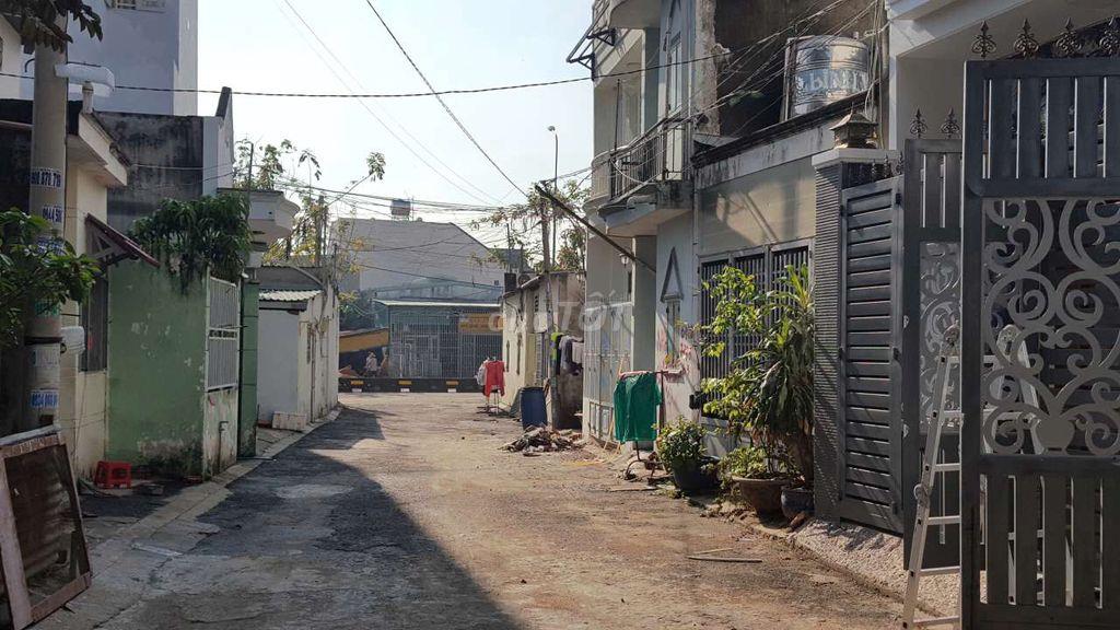 CHO THUÊ NHÀ HẺM XE TẢI ĐƯỜNG LÊ THỊ RIÊNG GIÁ RẺ. KÍ HĐ LÂU DÀI 