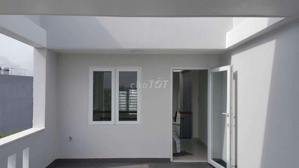CHO THUÊ NHÀ HẺM XE TẢI ĐƯỜNG LÊ THỊ RIÊNG GIÁ RẺ. KÍ HĐ LÂU DÀI 
