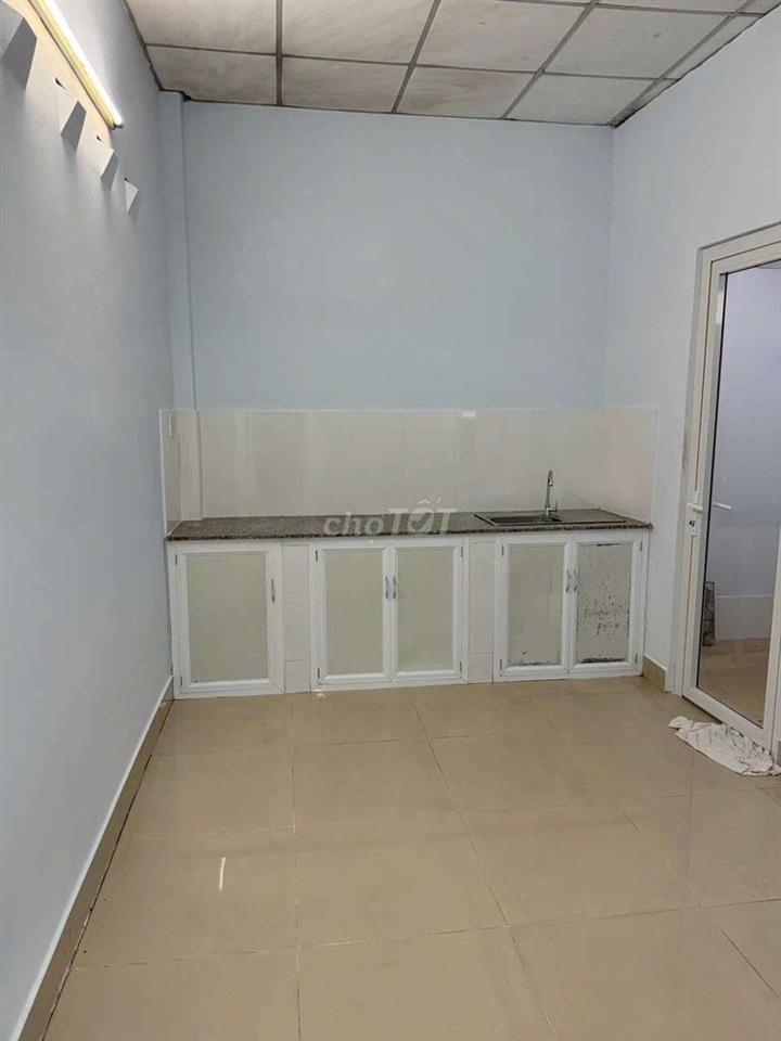 NHÀ GIÁ RẺ 1 XẸC HẺM TRƯỚC NHÀ 8M Ô TÔ ĐỂ TRONG NHÀ