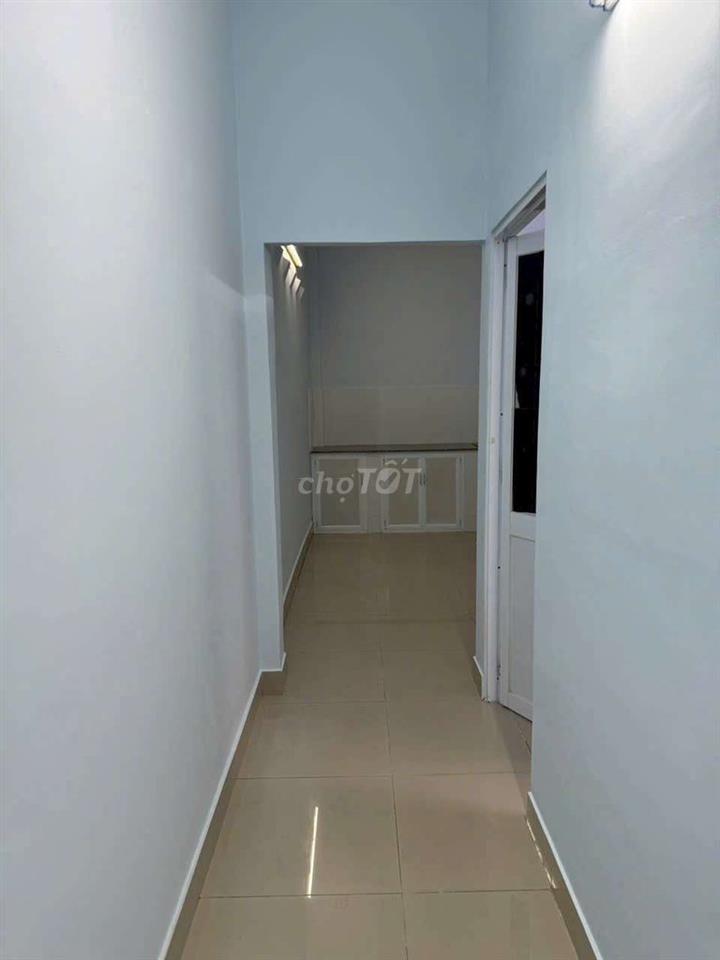 NHÀ GIÁ RẺ 1 XẸC HẺM TRƯỚC NHÀ 8M Ô TÔ ĐỂ TRONG NHÀ