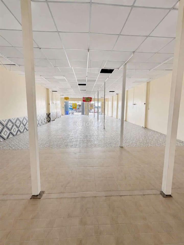 CG: CHO THUÊ MẶT TIỀN KINH DOANH CHỢ GIÃN DÂN NGUYỄN THỊ TRÀNG Q12 .