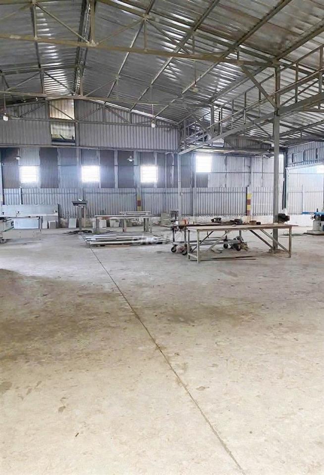 CHO THUÊ KHO XƯỞNG RỘNG 1000M² XÃ THỚI TAM THÔN HÓC MÔN