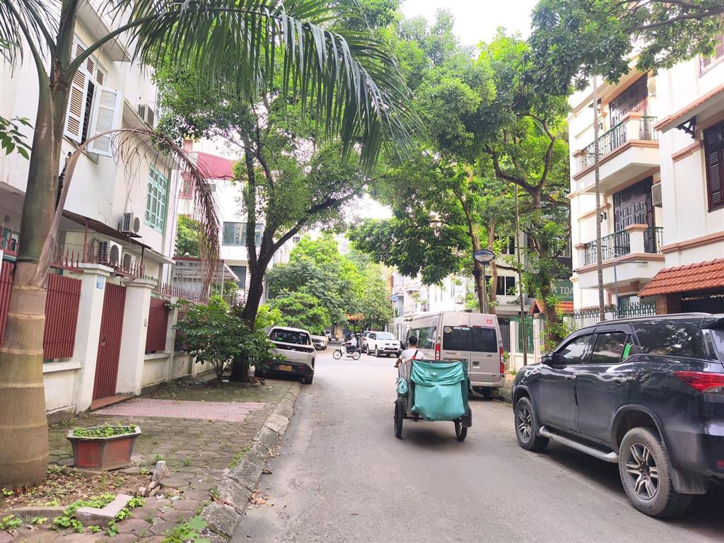Biệt thự lô góc kđt văn quán cho thuê mở trung tâm ngoại ngữ, du học, kỹ năng sống  giá 35tr