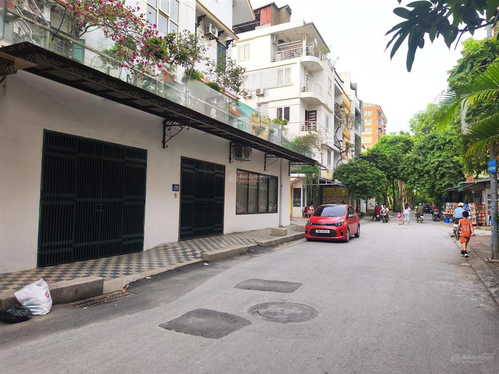 Cho thuê biệt thự 120m2x4t lô góc kđt văn quán làm văn phòng mặt tiền 17m đỗ nhiều ô tô