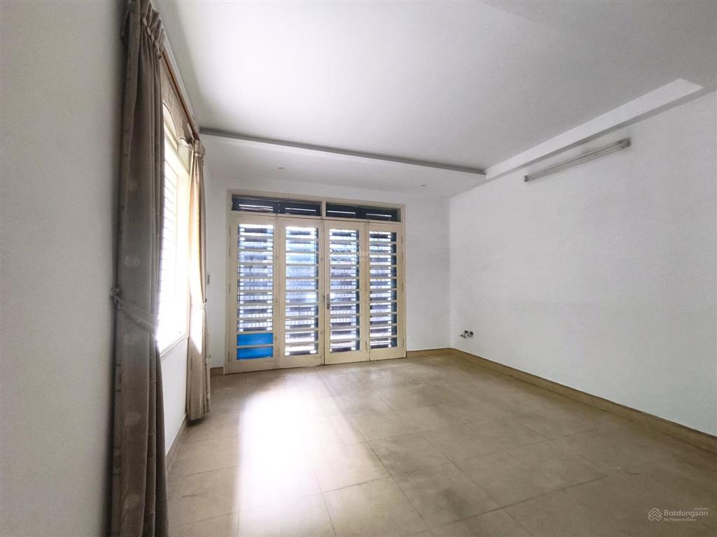 Cho thuê nhà nguyên căn làm văn phòng / kết hợp kho nhỏ 80m2x4t  17tr  văn quán  hà đông