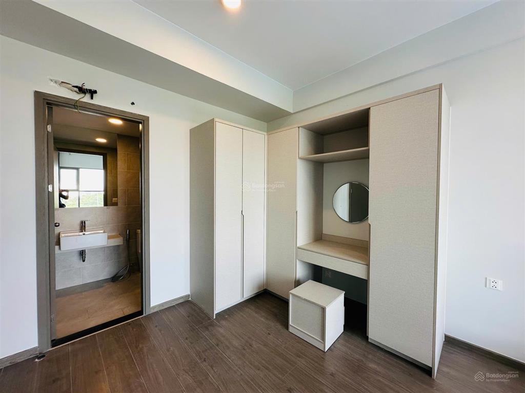 Sẵn sổ hồng sang nhượng 3pn + , 113m2 block vip c có gói nội thất, view công viên westgate an gia