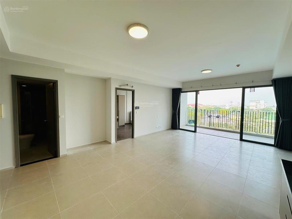 Cho thuê căn góc 3pn + , 113m2 block vip c có gói nội thất, view công viên ủy ban westgate an gia
