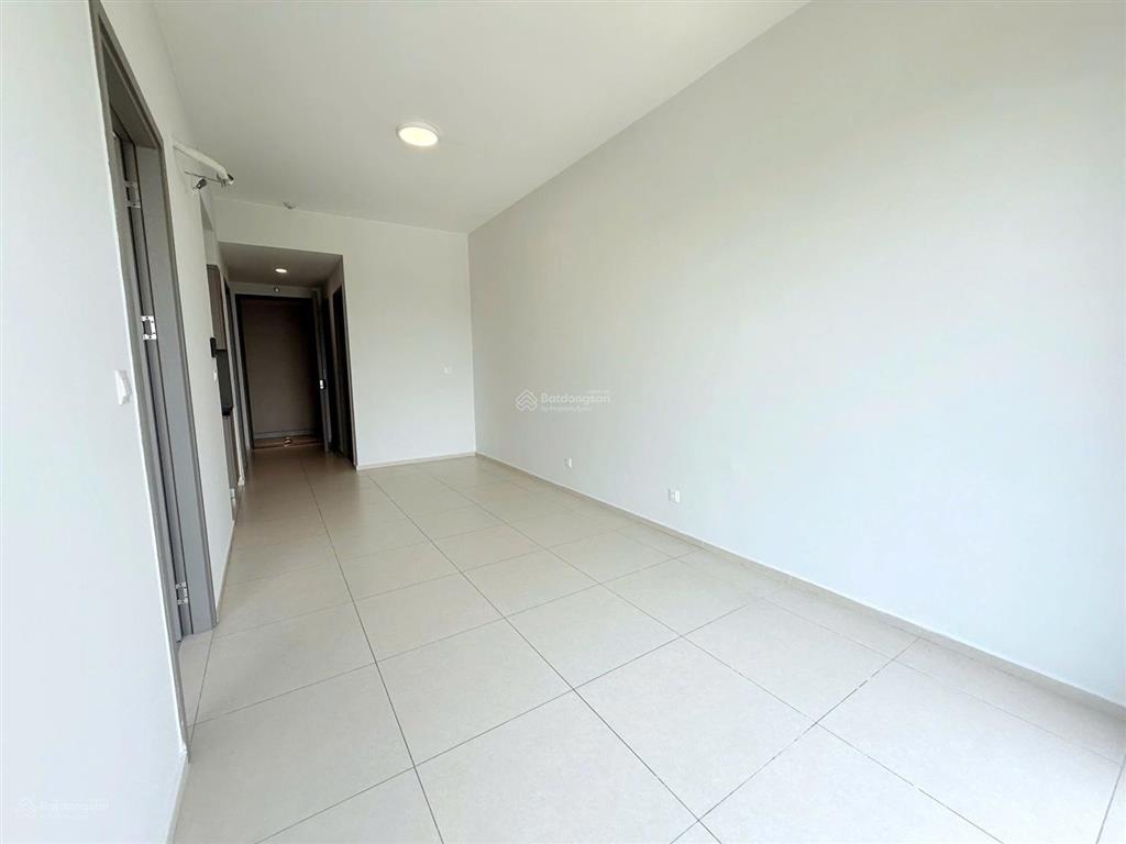 Sổ hồng, tầng trung bán căn 2pn, 2wc view hướng đông, quận 1 dự án westgate an gia