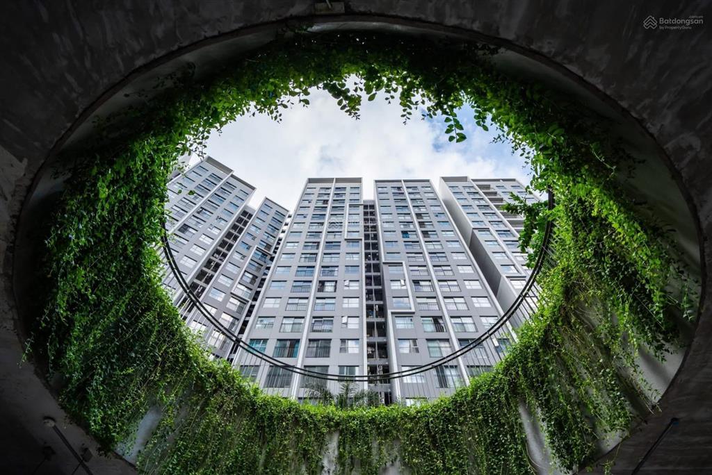 Sổ hồng, tầng trung bán căn 2pn, 2wc view hướng đông, quận 1 dự án westgate an gia