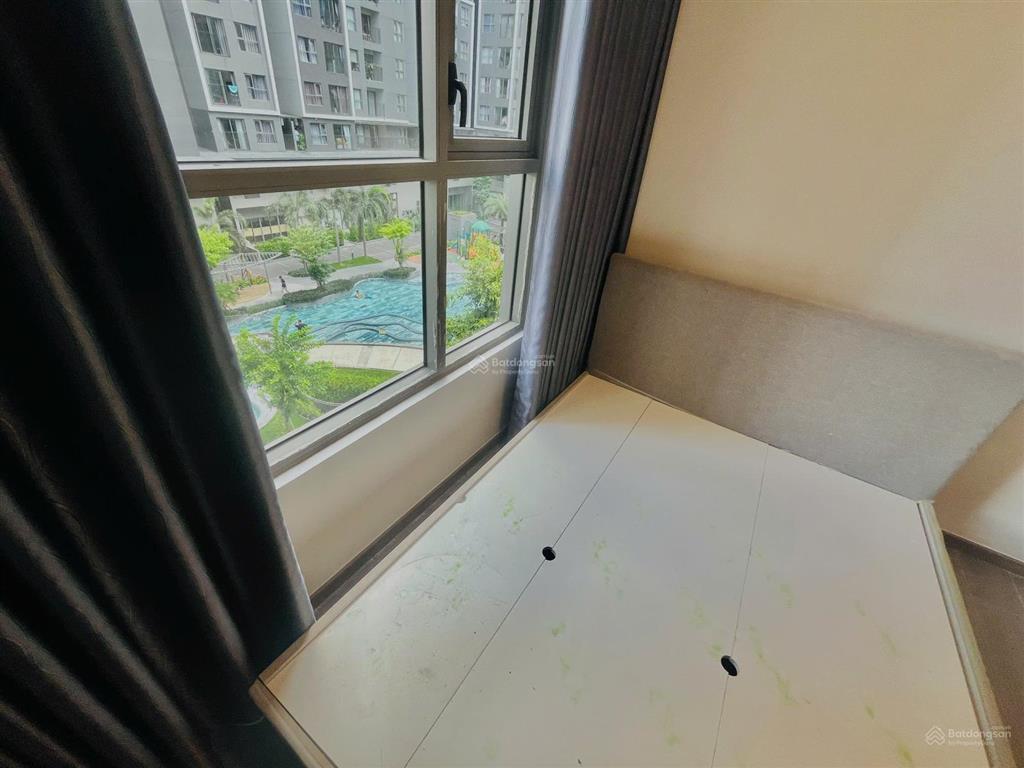 Sổ hồng! bán căn góc 3pn  85m2 view hồ bơi tháp vip d westgate an gia