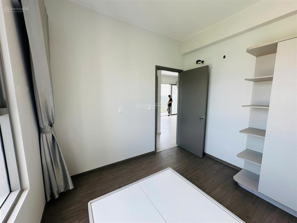 Sổ hồng nhà mới bán 3pn + , 113m2, lầu đẹp, tặng nội thất view công viên ngoại khu westgate an gia
