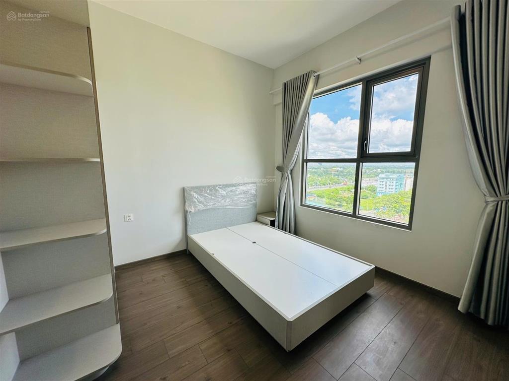 Sổ hồng nhà mới bán 3pn + , 113m2, lầu đẹp, tặng nội thất view công viên ngoại khu westgate an gia