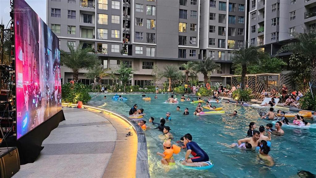 Sổ hồng, bán căn góc 69m2 (2pn + , 2wc) view ngoại khu tòa a1, tiện ích resort 5 sao