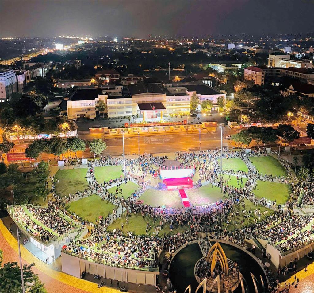 Full nội thất! cho thuê 2pn, 2wc view công viên tháp vip c, westgate an gia