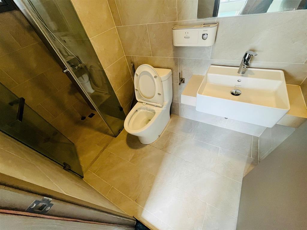 Full nội thất! cho thuê 2pn, 2wc view công viên tháp vip c, westgate an gia