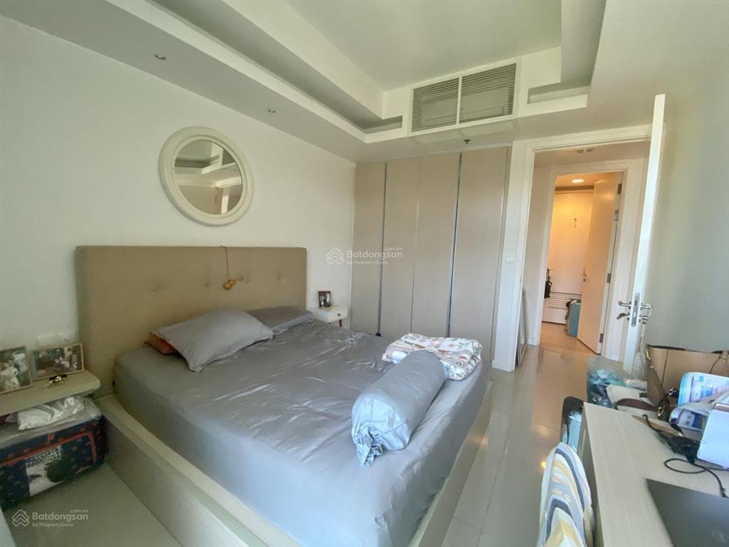 Chính chủ cần bán căn hộ 2 phòng ngủ, 70m2 ngay sông hàn, full nội thất cao cấp