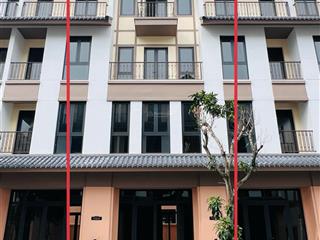 Bán nhà phố vinhomes pearl bay cách biển chỉ 7 căn 12,488 tỷ