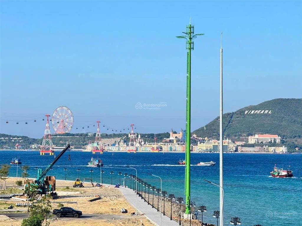 Căn góc 2 mặt tiền đẹp, vị trí nổi bật ngọc trai vinhomes pearl bay nha trang