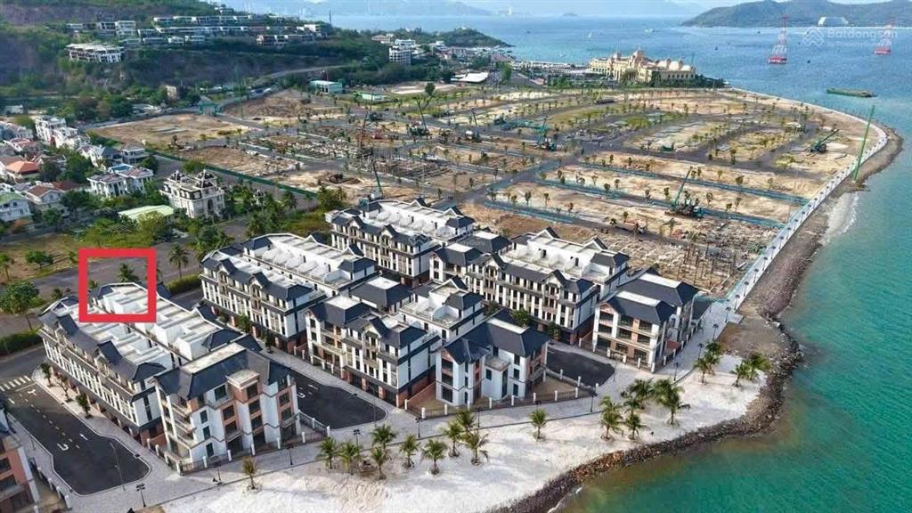 Căn góc 2 mặt tiền đẹp, vị trí nổi bật ngọc trai vinhomes pearl bay nha trang