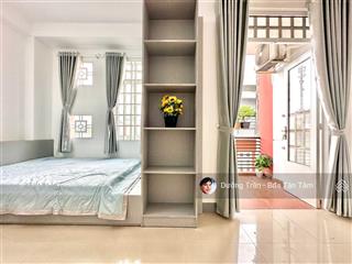 Căn hộ 1pn balcon 43m2 máy giặt riêng full nt mới 100% q. phú nhuận. ngã 4 nguyễn văn trỗi