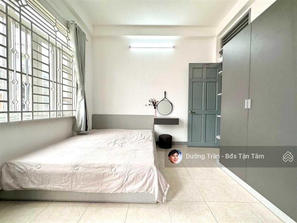 Căn hộ 1pn balcon 43m2 máy giặt riêng full nt mới 100% q. phú nhuận. ngã 4 nguyễn văn trỗi
