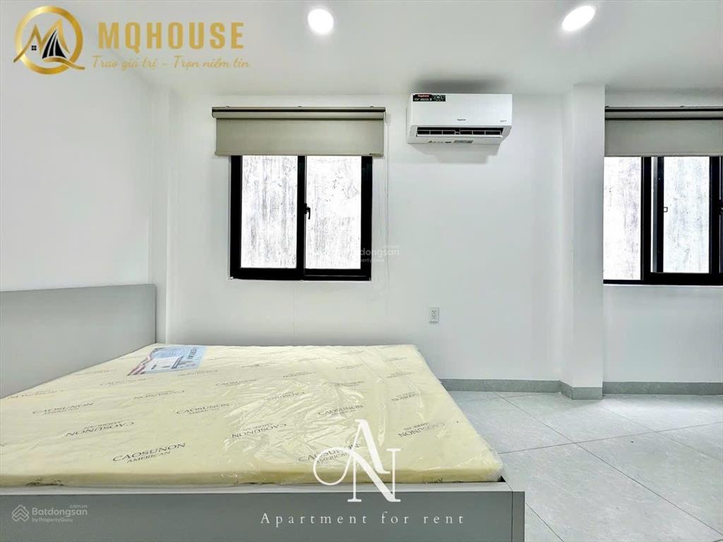 Cho thuê căn hộ ngay phố ẩm thực phan xích long cửa sổ thoáng nhà mới