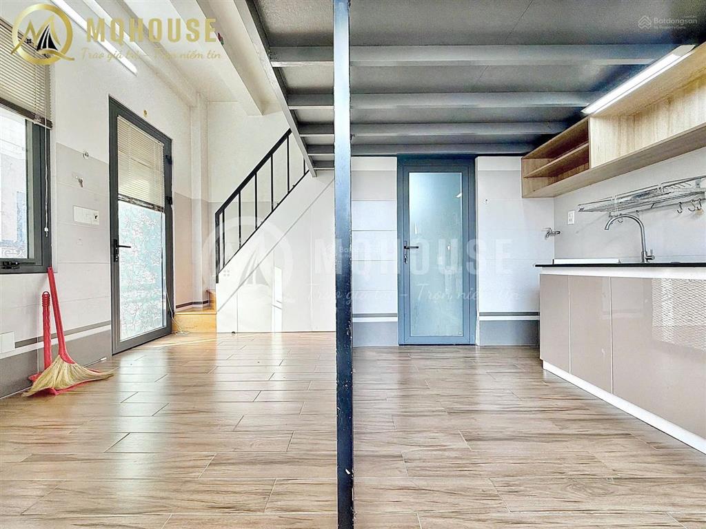 Duplex thang máy full nội thất rộng nhà siêu đẹp trống sẵn