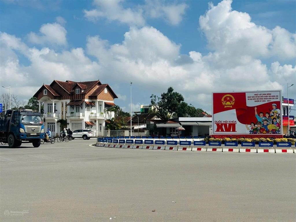 Bán đất tại đường bùi thị xuân, phường thuận hoá, huế