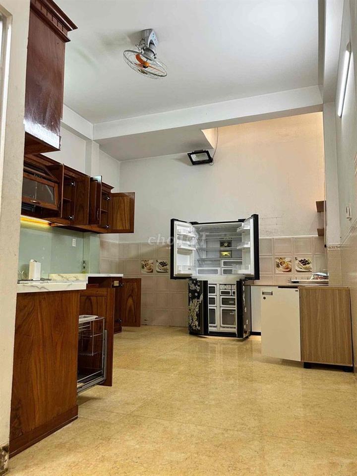 cho thuê nhà nguyên căn gần chợ bình thành công viên hồ trái tim