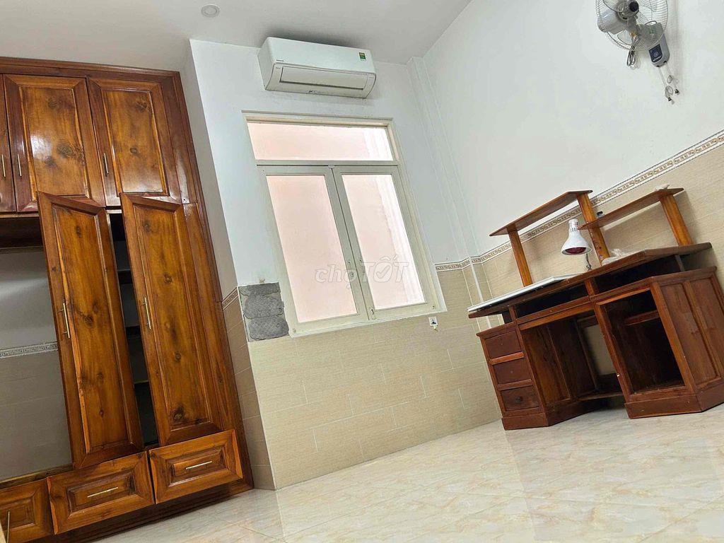 cho thuê nhà nguyên căn gần chợ bình thành công viên hồ trái tim