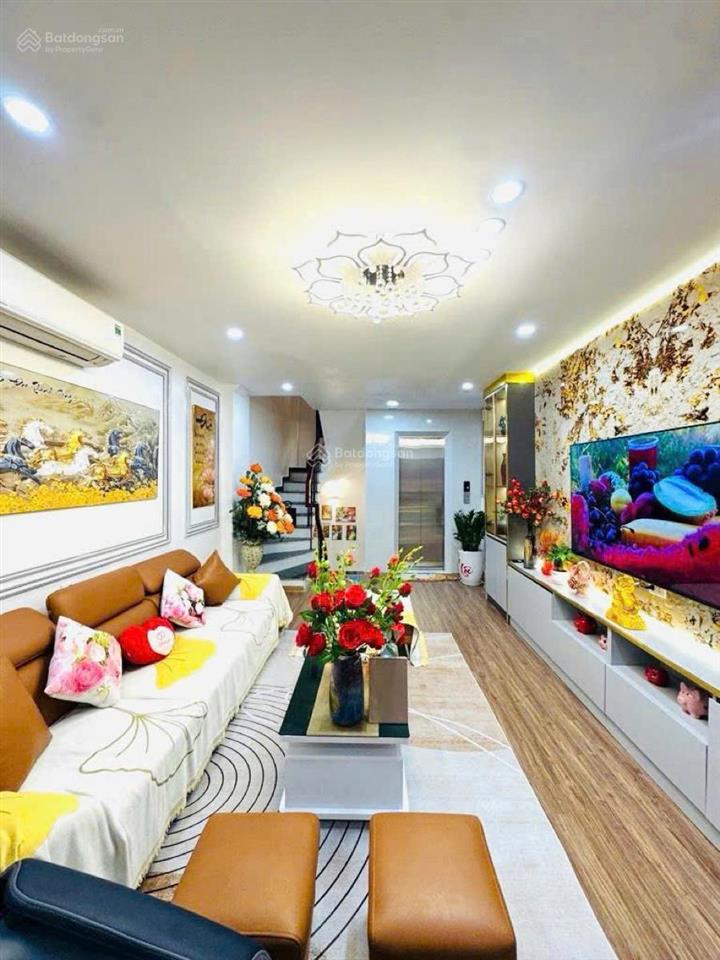 Bán nhà phố đội cấn, lô góc, thang máy, ngõ thông kim mã thượng, phan kế bính, ở luôn, mới đẹp