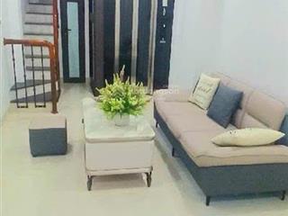 Nhà giảng võ. ngõ nông, 3 gác tránh, thông các ngả, kd, dân xây, thang máy, thoáng, 41m2*6t
