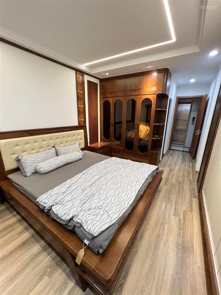 Quá hiếm. phân lô nguyễn khang, ngõ thông 2 ô tô tránh, kd, mới, gara 7 chỗ, thang máy, 36m2*7t