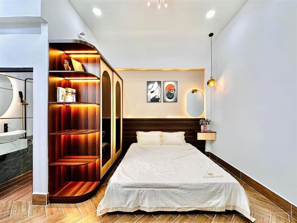 Nhà hạ yên quyết, thang máy, ô tô đỗ cổng, thoáng trước sau, 35m ra phố, mới đẹp, full đồ, 43m2
