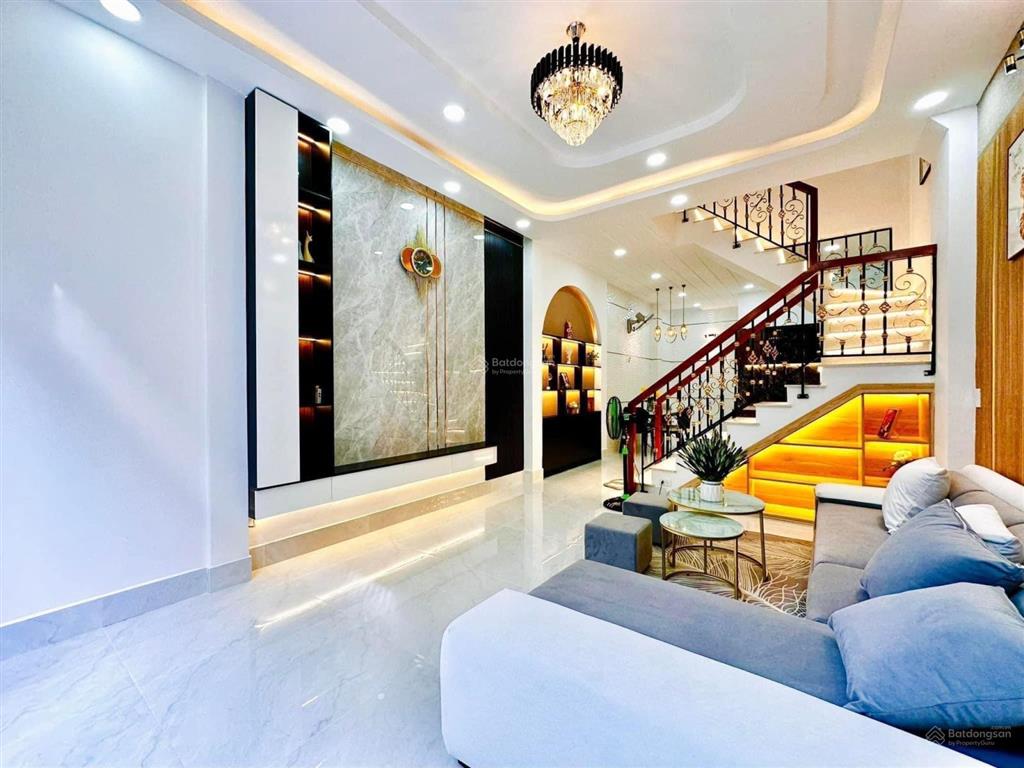 Nhà hạ yên quyết, thang máy, ô tô đỗ cổng, thoáng trước sau, 35m ra phố, mới đẹp, full đồ, 43m2