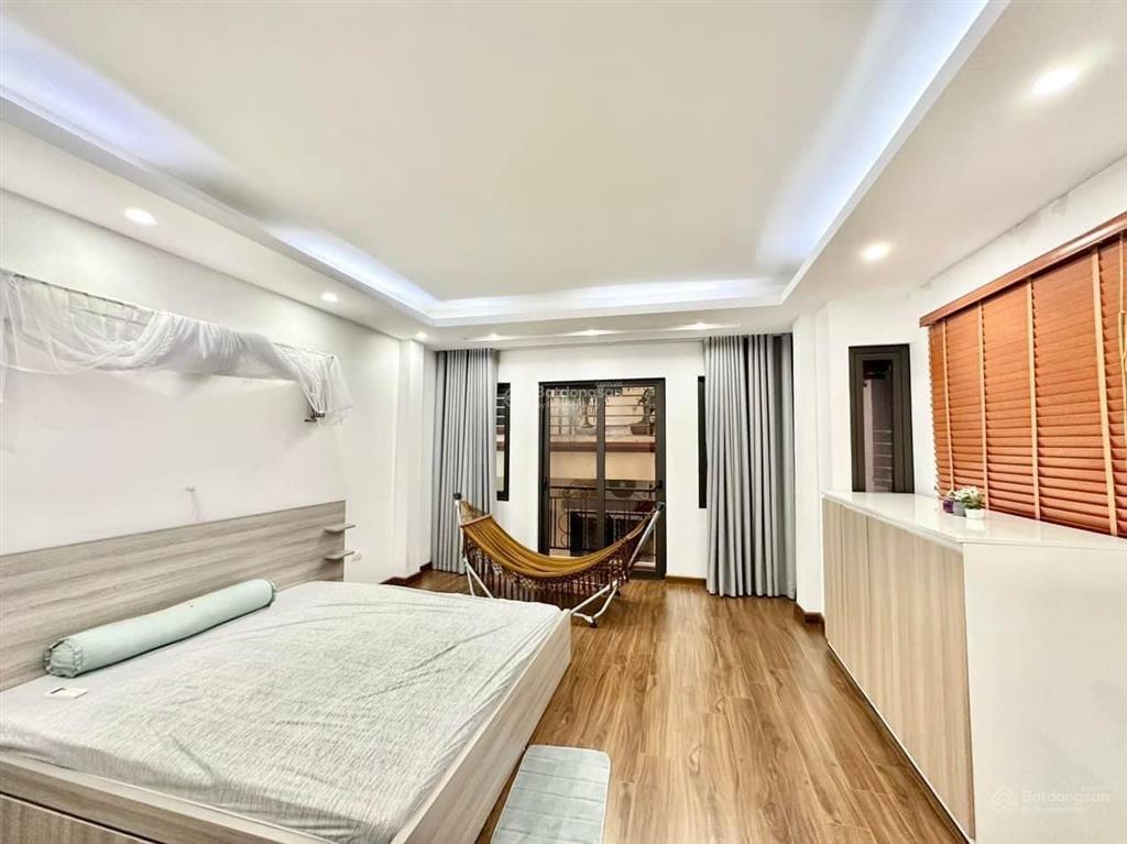 Giá đầu tư! p. thuỵ khuê, ngõ ô tô thông, thoáng trước sau, 30m ra phố, sát ga metro, ko qh, 41m2