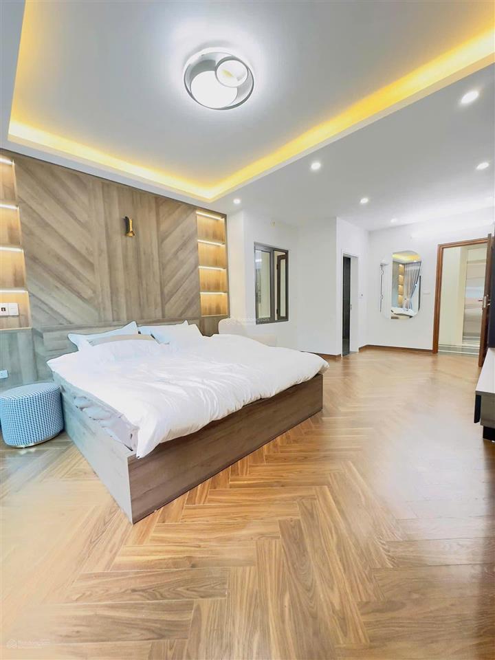 Giảm sốc! lô góc đào tấn, 2 thoáng, thang máy, ngõ ô tô thông, sổ cc, dân xây, ở ngay, 51m2*5t