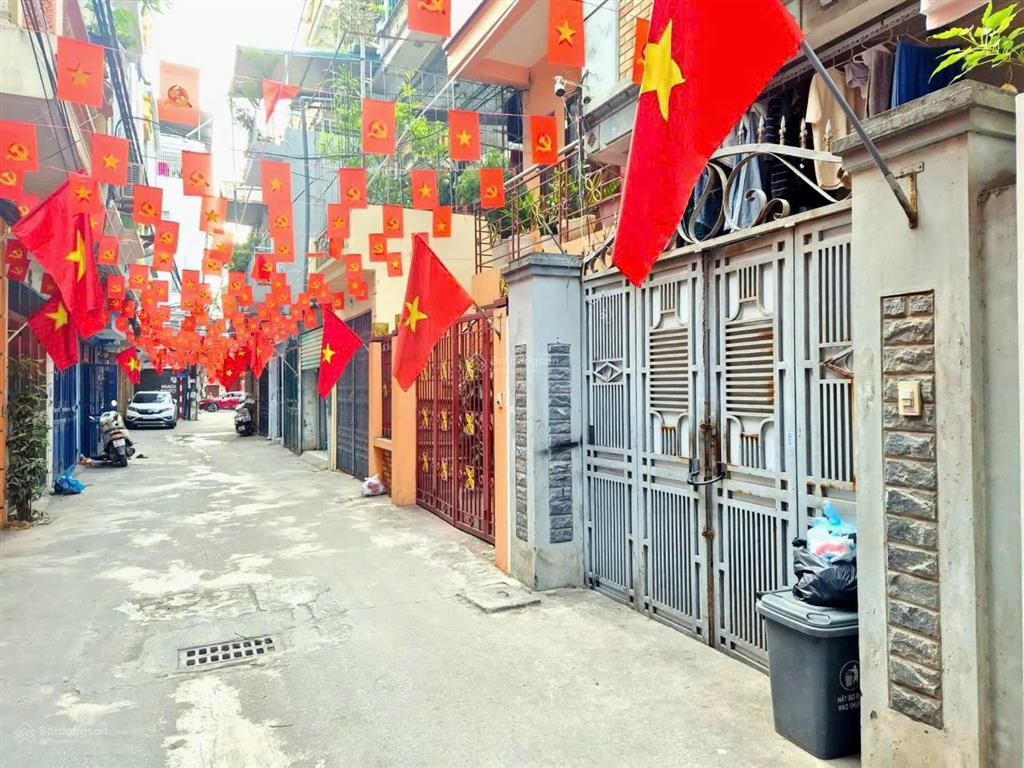 Giảm sốc! lô góc đào tấn, 2 thoáng, thang máy, ngõ ô tô thông, sổ cc, dân xây, ở ngay, 51m2*5t