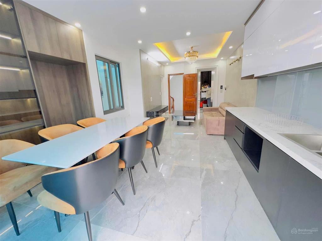Giảm sốc! lô góc đào tấn, 2 thoáng, thang máy, ngõ ô tô thông, sổ cc, dân xây, ở ngay, 51m2*5t