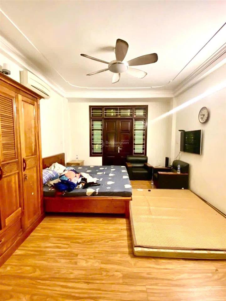 Giá mềm! p. đội cấn, 45m ra phố, sát hồ, ngõ ba gác thông, dân xây đẹp, sổ vuông, mt 4.5m, 41m2*5t