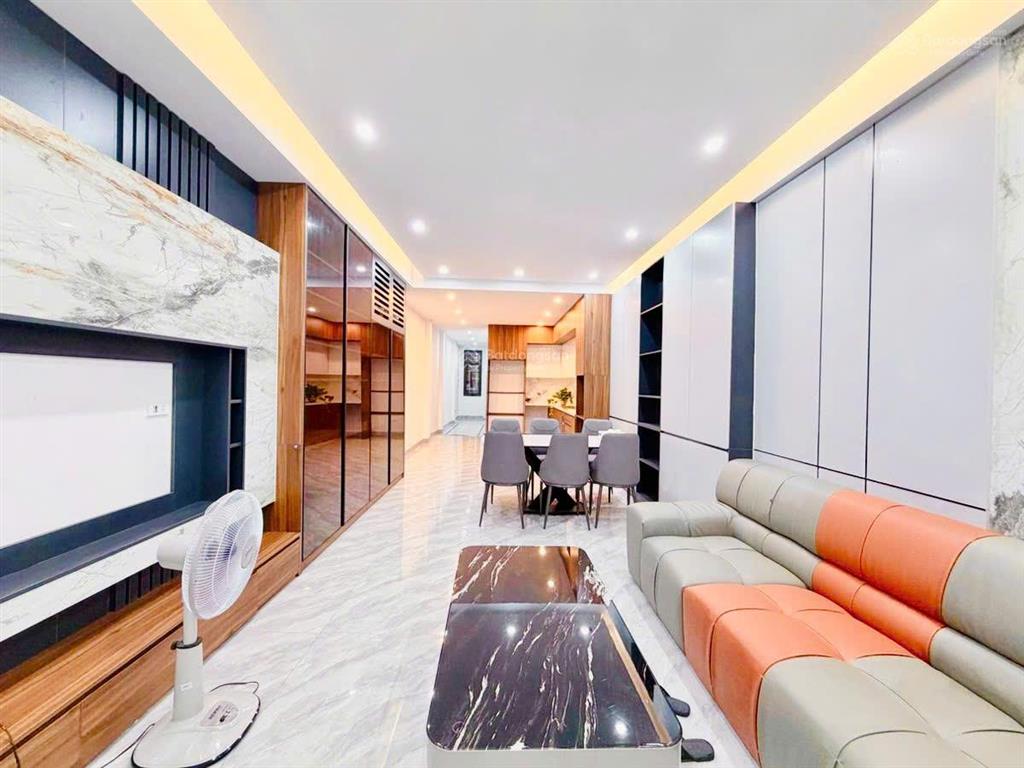 Lô góc võ chí công, 6t thang máy, 10m ô tô tránh, ngõ thông, qh ổn định, sổ đẹp, mới full nt, 64m2
