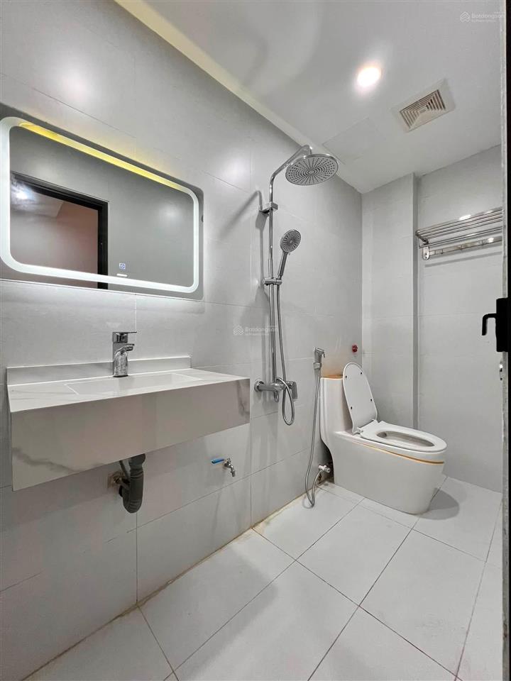 Nhà phố dương quảng hàm, cầu giấy, ngõ thông, thoáng, lô góc, ô tô 40m, 45m2, hơn 8 tỷ