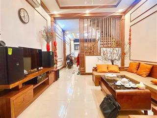 Lô góc cầu giấy, ngõ nông thoáng, thông các ngả, 25m ra phố, gần bãi ô tô, dân xây, sổ cc, 46m2